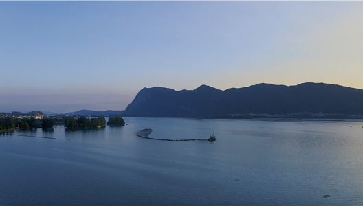 在城市水岸，用声音治愈你的生涯