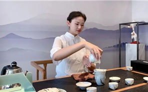 中原物业丨品茶烟细雨的精彩韵味，感触阳光中的点滴暖意